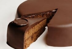 Το κέικ σοκολάτας που προκάλεσε διαμάχη δεκαετιών στη Βιέννη