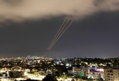 Το Ιράν εξαπέλυσε πάνω από 330 drone και πυραύλους - Αναχαιτίστηκε το 99% λέει το Ισραήλ