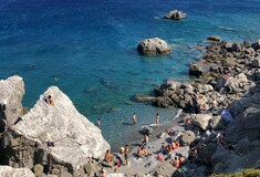 Οι 198 απάτητες παραλίες στην Ελλάδα - Πού απαγορεύονται αυτοκίνητα, εκδηλώσεις, μουσική και ομπρέλες