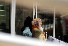 ΟΗΕ κατά Ιράν για τη μαντίλα: Γίνονται συλλήψεις ακόμα και κοριτσιών 15 ετών