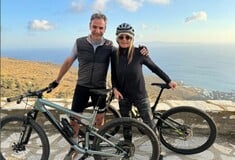 Κυριάκος Μητσοτάκης: Ποδηλασία με τη σύζυγό του μετά το πασχαλινό τραπέζι