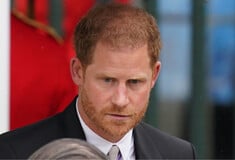 Πρίγκιπας Χάρι: Θα πήγε στη Βρετανία αλλά δεν θα συναντηθεί με τον βασιλιά Κάρολο