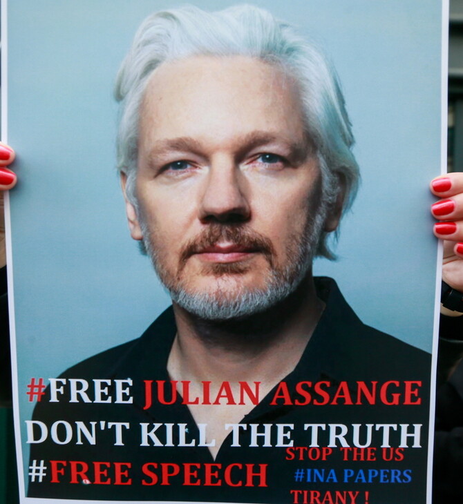 Wikileaks: Το λάθος της Μάνινγκ να εμπιστευτεί έναν χάκερ & ο «εχθρός των ΗΠΑ» Ασάνζ