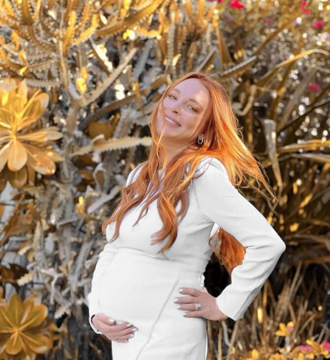 Lindsay Lohan: Δείχνει το σώμα της εβδομάδες μετά τη γέννα - «Δεν είμαι φυσιολογική μαμά»