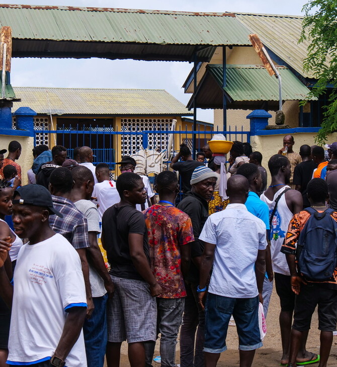 Σιέρα Λεόνε: Απαγόρευση κυκλοφορίας σε όλη τη χώρα μετά από ένοπλες επιθέσεις