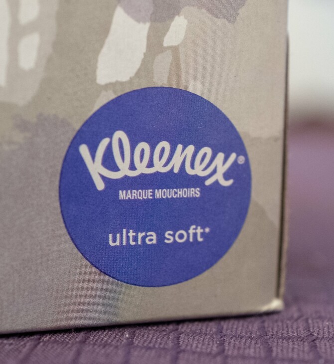 Εργοστάσιο της Kleenex μόλυνε με «παντοτινά χημικά» το πόσιμο νερό στο Κονέκτικατ, σύμφωνα με αγωγή