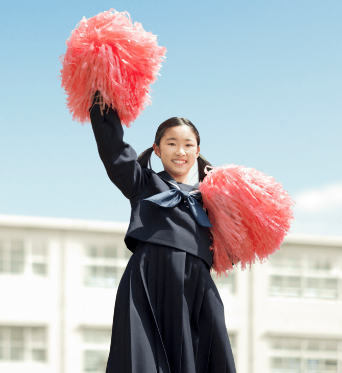 Ιαπωνία: Τα σχολεία αλλάζουν στολές στις μαζορέτες για να σταματήσουν τους ηδονοβλεψίες απ' το upskirting