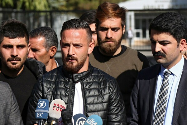 Η Γερμανία ξεκίνησε έρευνα για τους πυροβολισμούς εναντίον ποδοσφαιριστή που επικρίνει τον Ερντογάν