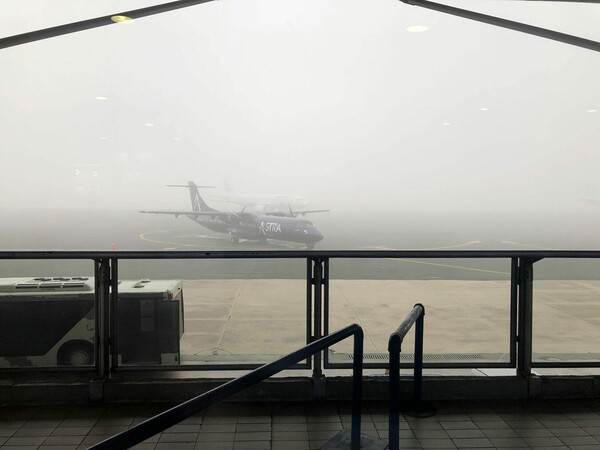 Χάος και απίστευτη ταλαιπωρία στο αεροδρόμιο Μακεδονία - Δείτε εικόνες