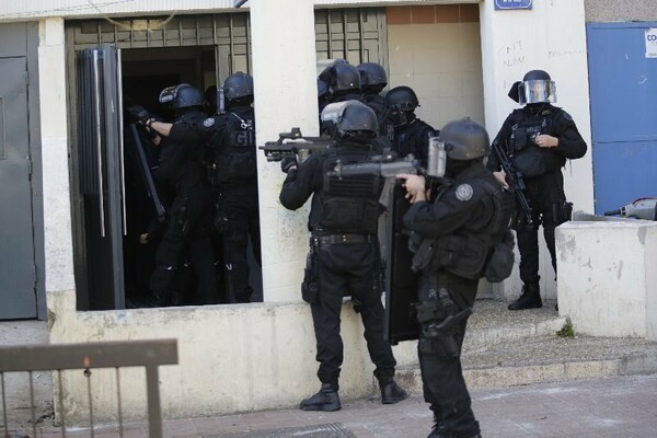 Δύο νεκροί από πυροβολισμούς στη Μασσαλία- Ξεκαθάρισμα λογαριασμών «βλέπουν» οι αρχές