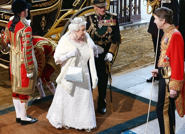 H βασίλισσα Ελισάβετ ανακοίνωσε το δημοψήφισμα για Brexit