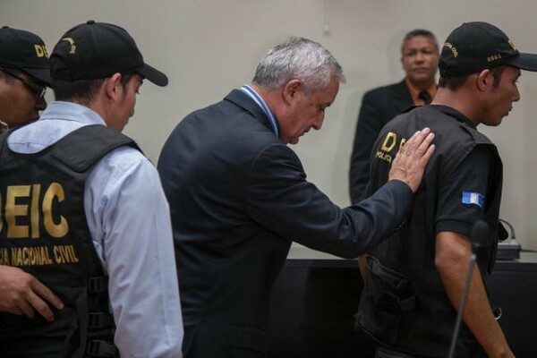 Γουατεμάλα: Προφυλακίζεται ο Πρόεδρος της χώρας