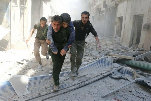 Συνεχίζεται το σφυροκόπημα στο Χαλέπι - 30 αεροπορικές επιδρομές σήμερα