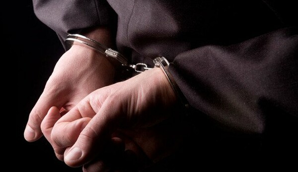 77χρονος συνελήφθη στην Ομόνοια για αποπλάνηση 12χρονης
