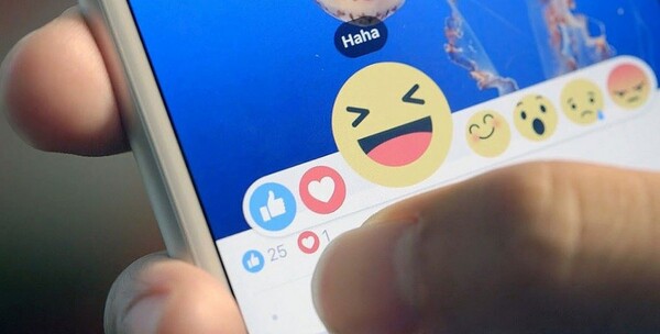 H πρώτη καταδίκη για emoticon στο Facebook: Τι λέει ο δικηγόρος που ανέλαβε την υπόθεση στο Βόλο