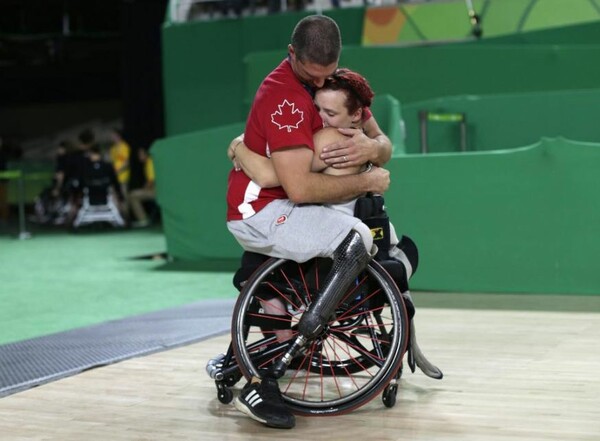 Ρίο 2016 Παραολυμπιακοί: Το φιλί των δύο Καναδών αθλητών ήταν η πιο ρομαντική στιγμή των αγώνων
