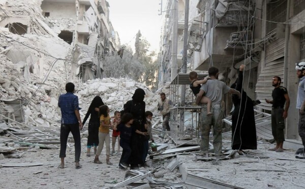 128 οι νεκροί στο Χαλέπι - Συνεχίζονται σήμερα οι βομβαρδισμοί