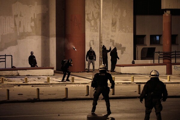 Φωτογραφίες από τα επεισόδια και τις οδομαχίες στη Θεσσαλονίκη