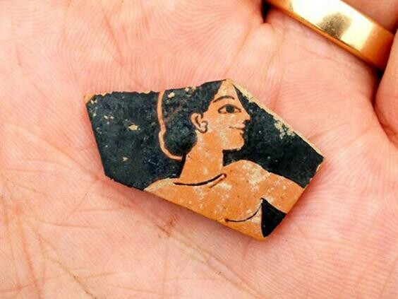 Αρχαιολόγοι ανακάλυψαν χαμένη αρχαία πόλη 2.500 ετών στο χωριό Βλοχός της Θεσσαλίας