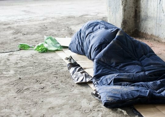 Έλληνας άστεγος πέθανε από το κρύο στο Λονδίνο - Τον έδιωξε αστυνομικός από το τμήμα
