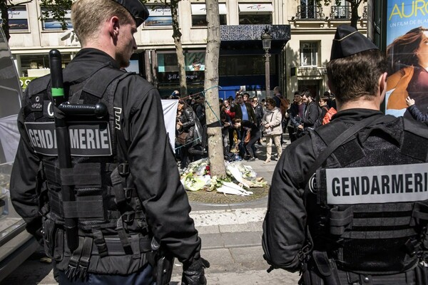 Βέλγιο: Άσχετος με την επίθεση στο Παρίσι ο καταζητούμενος που παραδόθηκε στην Αμβέρσα
