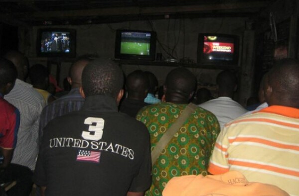Νιγηρία: Περισσότεροι από 30 οπαδοί της Μάντσεστερ Γιουνάιτεντ βρήκαν τραγικό θάνατο από ηλεκτροπληξία