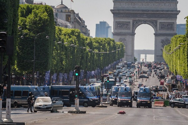Παρίσι: Ο δράστης της επίθεσης στα Ηλύσια Πεδία ήταν στο στόχαστρο των αρχών από το 2015