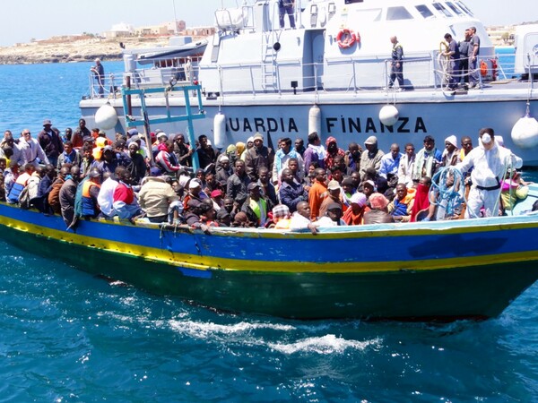 Ιταλία: 4.400 μετανάστες διασώθηκαν στη Μεσόγειο μέσα σε δύο ημέρες