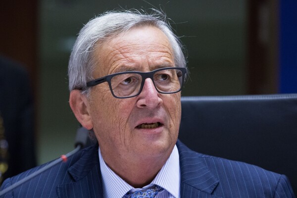 Γιούνκερ: Η ευρωζώνη χρειάζεται δικό της υπουργό Οικονομικών