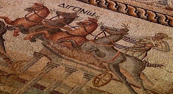 Ένα σπάνιο, αρχαίο ψηφιδωτό 26 μέτρων αποκαλύπτεται στη Κύπρο - ΒΙΝΤΕΟ