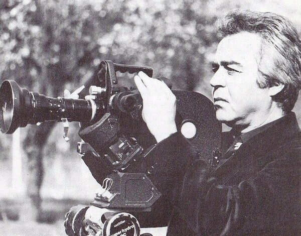 Ο πρόωρα χαμένος σκηνοθέτης Λάμπρος Λιαρόπουλος υπήρξε ένας από τους πρωτοπόρους του ελληνικού ντοκιμαντέρ