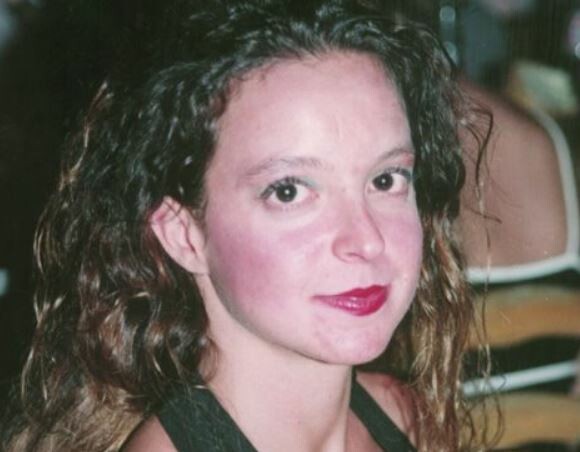 Λία Τρικαλιώτη: 22 χρόνια μετά τη δολοφονία της, το Ελληνικό Δημόσιο καλείται να πληρώσει μεγάλη αποζημίωση