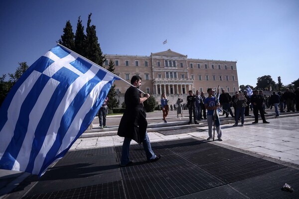 40 λεωφορεία με αγρότες από τη Λάρισα αναμένονται αύριο στην Αθήνα