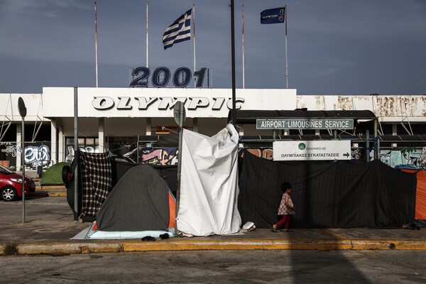 "Τα παιδιά αρρωσταίνουν και οι συνθήκες είναι άθλιες"- Οδοιπορικό του Αl Jazeera στους καταυλισμούς του Ελληνικού