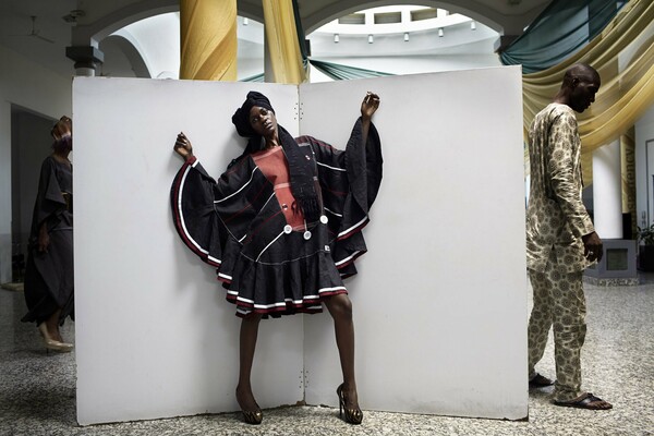 Εικόνες από την ανερχόμενη Αφρικανική σκηνή μόδας