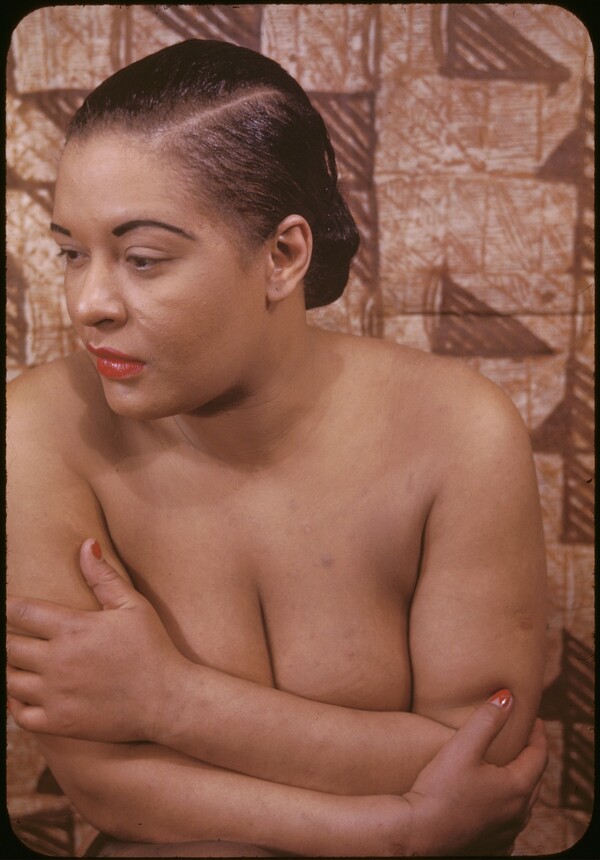 Ξαναδιαβάζοντας την σπαρακτική αυτοβιογραφία της Billie Holiday