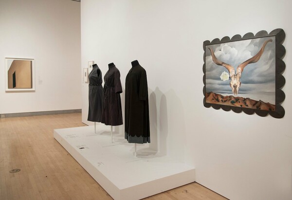 «Ας ζωγραφίζω κι ας ζω όπως θέλω»: Εντυπώσεις από την συναρπαστική έκθεση της Georgia O’Keeffe «Living Modern» στο Μπρούκλιν