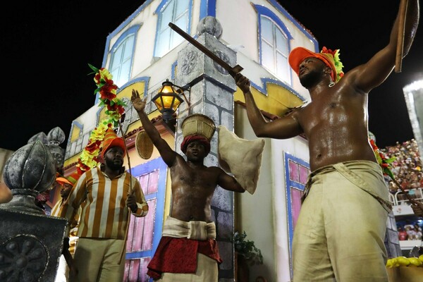 Το ηδονιστικό Καρναβάλι του Ρίο ντε Τζανέιρο σε 22 φωτογραφίες