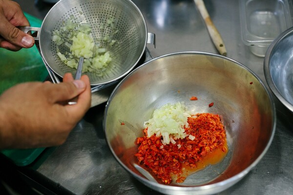 Πώς να φτιάξεις πέστο: Συνταγές για την σάλτσα που είναι συνώνυμη με το καλοκαίρι