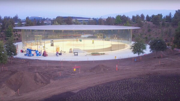 Ιδού το Steve Jobs Theater που θα φιλοξενήσει το λανσάρισμα των νέων iPhone λίγο πιο δίπλα από το Αpple Park