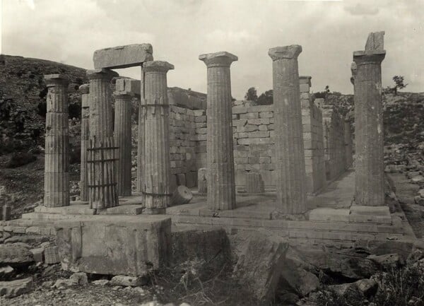 Δείτε για πρώτη φορά το πολύτιμο αρχείο της εν Αθήναις Αρχαιολογικής Εταιρείας