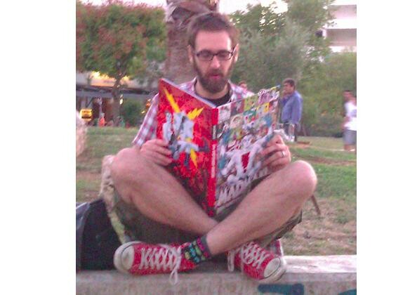 Η Ελλάδα Διαβάζει Κόμικς... Παντού