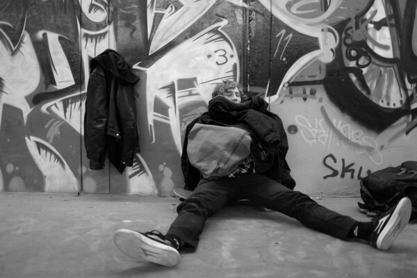 Ο Κώστας Μάνδυλας φωτογραφίζει τη σύγχρονη ελληνική skate σκηνή