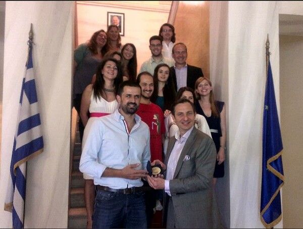 Το βραβείο του Ευρωπαίου Πολίτη για το 2013 πήρε το Youthnet Hellas! 