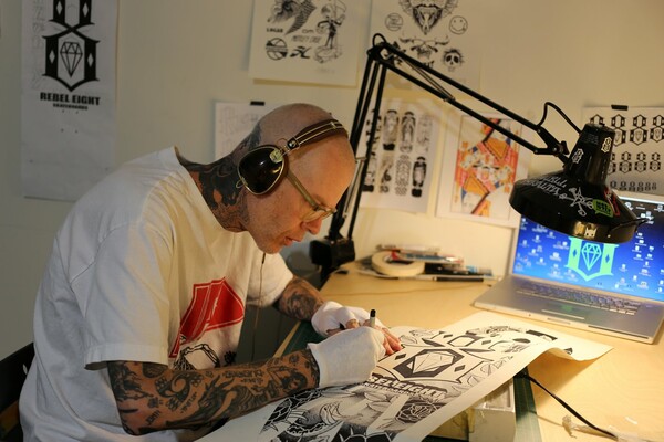 Mike Giant: Aφιέρωμα σε έναν αυθεντικό oldschool tattoo artist 