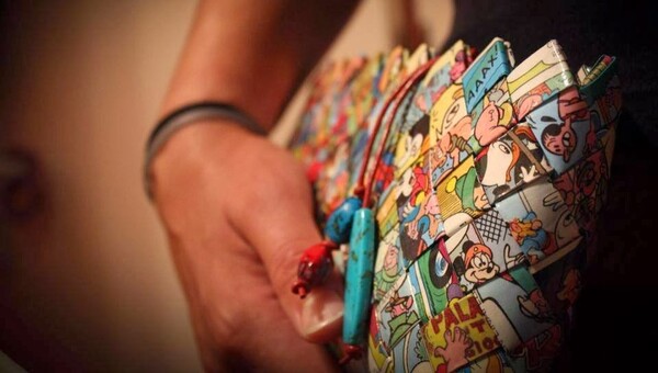Μια 25χρονη φτιάχνει τις πιο ιδιαίτερες τσάντες από εφημερίδες και περιοδικά