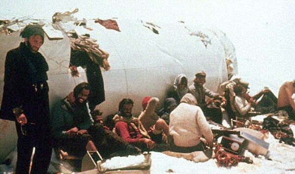  Η συγκλονιστική ιστορία των διασωθέντων στην πτήση της Ουρουγουάης Air Force 571