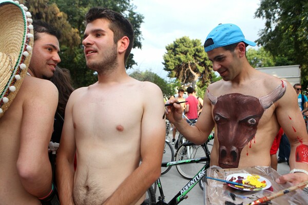 Η 7η Γυμνή Ποδηλατοδρομία στην Θεσσαλονίκη σε 60 φωτογραφίες 
