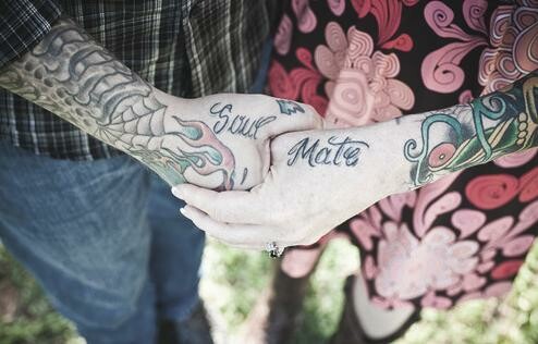 Τα τατουάζ του έρωτα