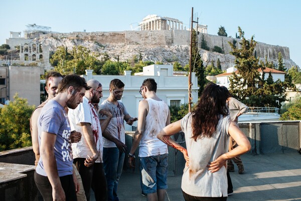 Επιδρομή Ζόμπι στο κέντρο της Αθήνας